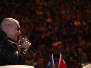 Mazhar Alanson, üniversite öğrencileriyle buluştu