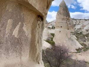 Mert Alaş ve model Bella Hadid’i Kapadok’yada fotoğraflayacak