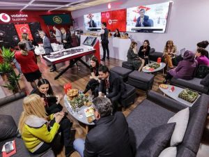 Vodafone teknoloji ve çözümlerini ekonomi zirvesinde tanıttı