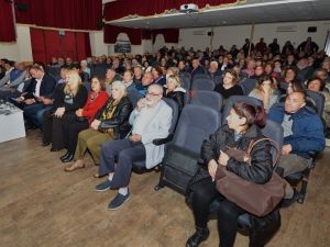 Foça’daki belgesel film akşamında geçmişe yolculuk