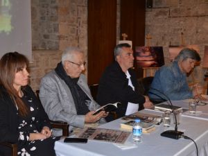 Kuşadası’nda yazarlar buluşması