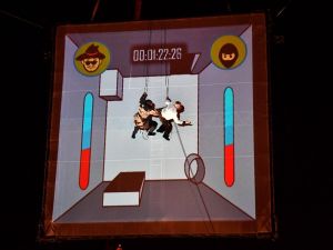 İlk kez İzmir’de sahne alan Verticali nefes kesti