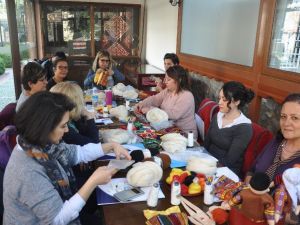 Etnografya Müzesi’nde ’Waldorf Bez Bebek Atölyesi’