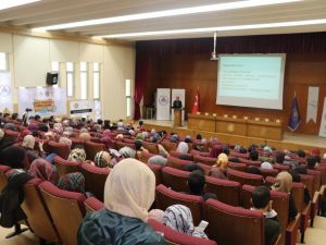 Yabancı dil öğrenmenin şifresi "önce yöntem"