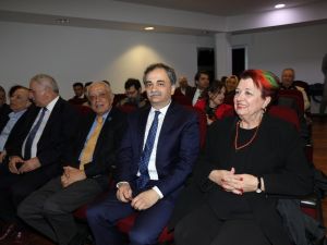 Sinan Genim, 54 yıllık fotoğraf arşivini İBB’ye bağışladı