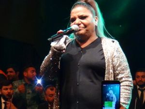 Kibariye Tekirdağ’da konser verdi