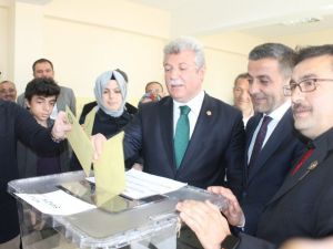 Akbaşoğlu: "Millet ne derse ona göre de herkes hizaya girer"