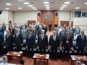 Aydınlı akademisyenler inciri masaya yatırdı
