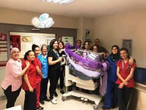 625 gramdan 3,1 kiloya ulaşan Tuncay bebeğin kırk uçurtması yapıldı