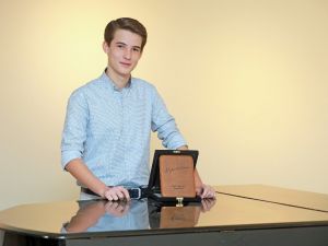 Genç yetenek Kaan Turan bu kez beste ödülü kazandı