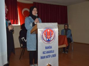 Göçmen öğrenciler hikayelerini anlattı