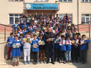Pazarlar İlkokulu kütüphanesine kavuştu