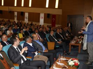 Manisa TSO’da Türkiye’de tarımın geleceği konuşuldu