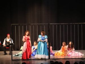 Aydın Büyükşehir Belediyesi Tiyatro Atölyesinden tarihi oyun