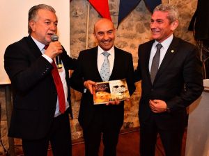 Tunç Soyer, fuar öncesi sektör temsilcileri ile buluştu