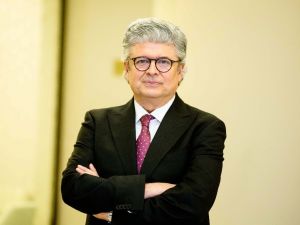 Prof. Dr. Faruk Buyru: “Kadın ileri yaşta doğurabilir algısı yanlış”