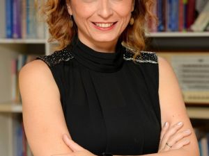 DeFacto’nun İnsan Kaynaklarından Sorumlu Genel Müdür Yardımcısı Berna Öztınaz oldu