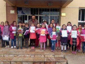 Hikaye yazarı öğrenciler