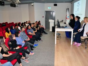 Manisa Şehir Hastanesinde acil bakım hemşireliği eğitimi