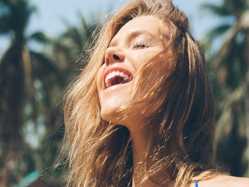 Cildinizde baharı hissettirecek 4 tüyo!