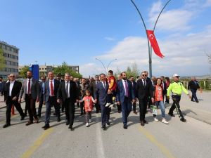 PAÜ’de bahar etkinlikleri görkemli bir törenle başladı