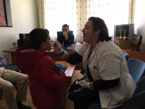 İlkokul öğrencilerine ağız ve diş sağlığı bakımı