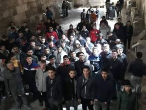 Belçika ve Almanya’dan gelen Türk öğrenciler Aizonai Antik Kenti’ni ziyaret etti