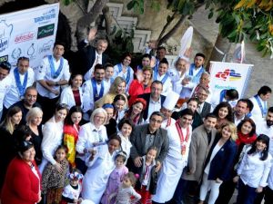 Kuşadası’nda ’Uluslararası Dünya Gözünden Türk Mutfağı’ yemek yarışması düzenlendi
