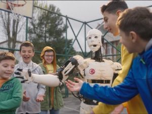 Çocuklar Anadolu’da Zeka Gücü ile geleceğin robotlarını tasarlıyor