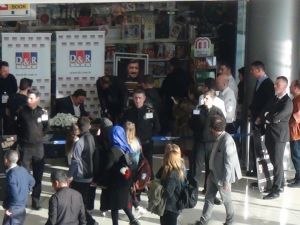 Selami Şahin’e imza gününde hayran şoku