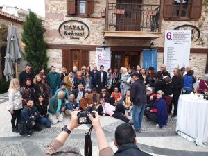 17 ülkeden sanatçılar Kuşadası’nda buluştu