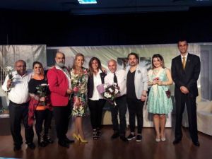 ’Bizim Evde 2 Devre’ oyunu Kartallı seyircilerle buluştu