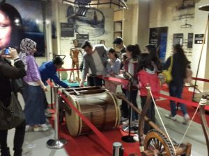 ‘Çocuk Gibi Bak’ projesi kapsamında Leonardo Da Vinci ile buluştular