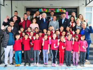 Ferrero bir okulda daha çocukları mutlu etti