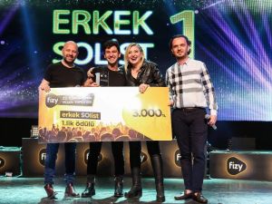 fizy 22’nci Liseler Arası Müzik Yarışması’nda final gecesi düzenlendi