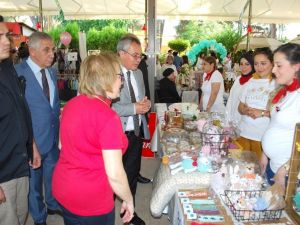 Salihli’de üretici kadın pazarı ilgi çekti