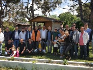 Esnaf Odası Başkanı Çalım, kadın kuaförleriyle bir araya geldi