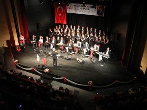 Muğla Türk Musikisi Derneği Korosu konserine yoğun ilgi