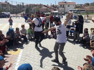 Pazarlar’da Çocuk Şenliği