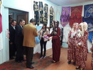 Köyde dikiş nakış sergisi açıldı