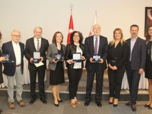 Sağlık sektörü panelde buluştu