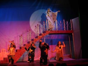 Tiyatronun yıldızları Karşıyaka’da yetişecek