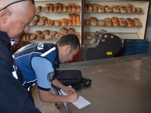 Kuşadası Belediyesi’nden fırınlara Ramazan denetimi