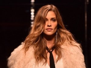 Türkiye hayranı süper model Antalya’ya geliyor