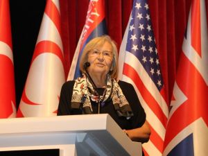 Prof. Dr. Çiçek “Doğumdan ölüme insanla beraber olunan meslek hemşirelik”