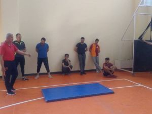 Sarıgöl’de polislik ve bekçilik spor kursu