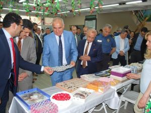 Özel öğrencilerden özel sergi