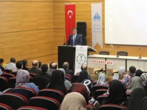 DPÜ’de ‘Tasavvufi Hayatlardan Gençlere Öğütler’ başlıklı bir konferans