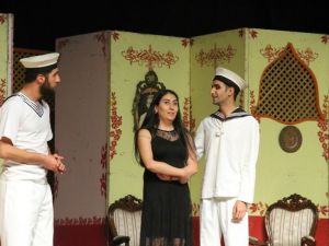 Görme engelli oyunculardan muhteşem performans