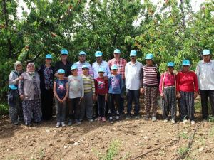 Çiftçiler geleceğe umutla bakmak istiyor
